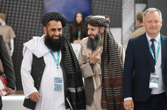 On the sidelines of the XVI International Economic Forum "RUSSIA - ISLAMIC WORLD: KAZANFORUM." Location: Russia, Republic of Tatarstan, Kazan. Author: Alexandr Kryazhev/Sputnik. KAZANFORUM 2025. On the sidelines