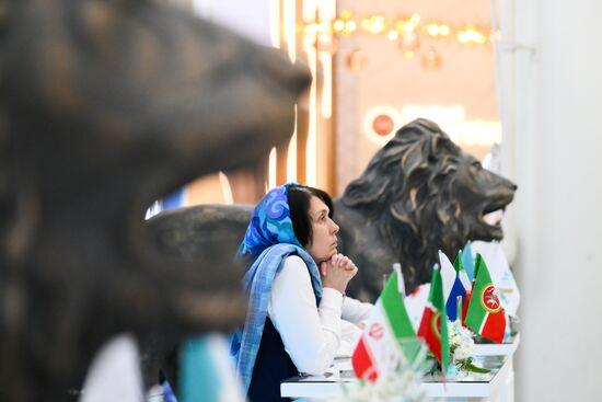 On the sidelines of the XVI International Economic Forum "RUSSIA - ISLAMIC WORLD: KAZANFORUM." Location: Russia, Republic of Tatarstan, Kazan. Author: Maxim Platonov/Sputnik. KAZANFORUM 2025. On the sidelines