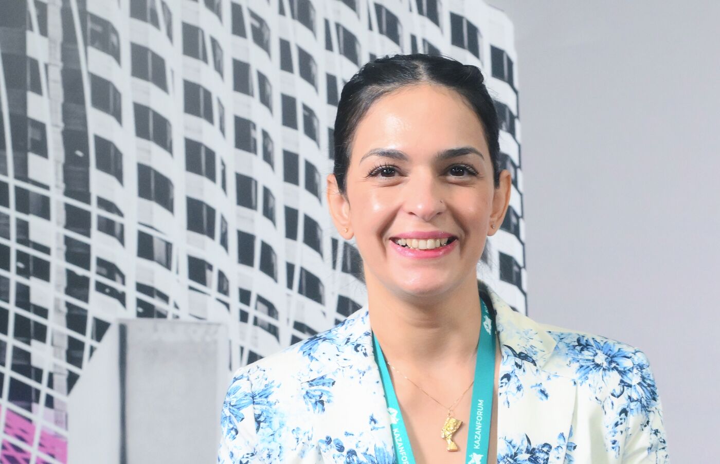 IPM's large media scrum