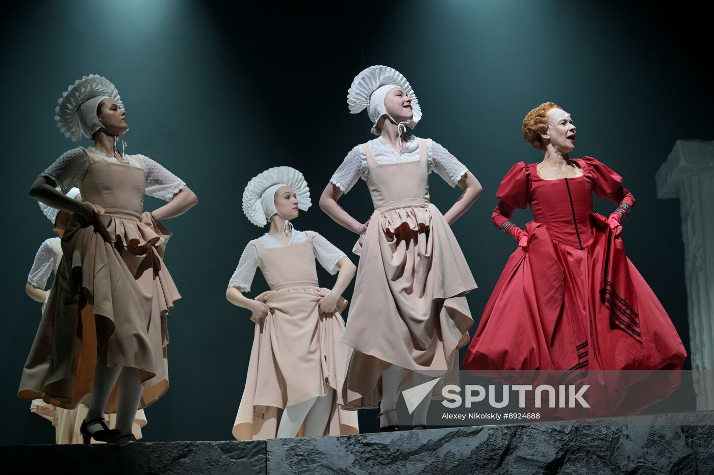 Russia Theatre Elizabeth of England