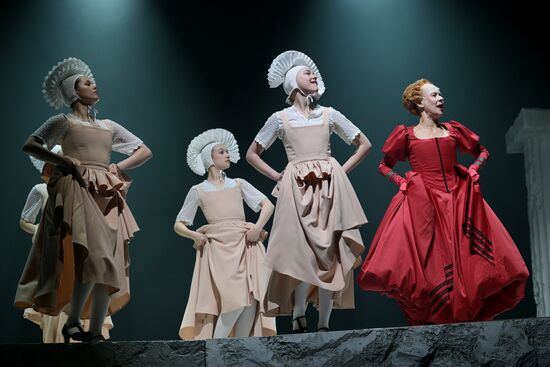 Russia Theatre Elizabeth of England