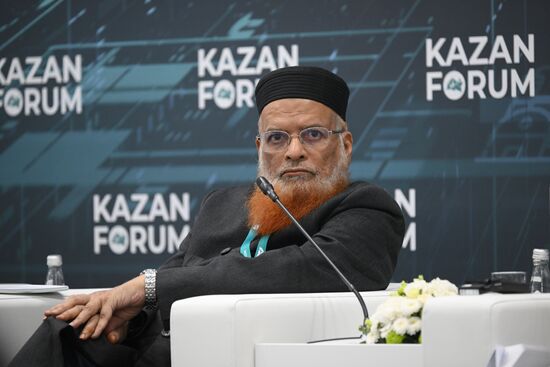 KAZANFORUM 2025. Opening ceremony and plenary session: Using the Potential of Islamic Finance in the Economic Development of Russia