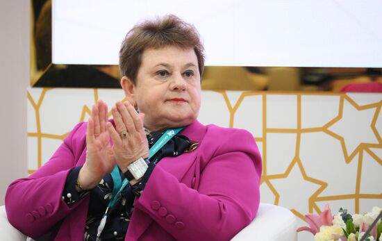 KAZANFORUM 2025. Grand opening of the track "Female Perspective"