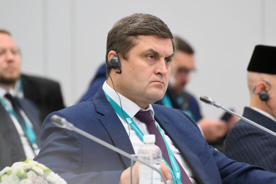XVI International Economic Forum "RUSSIA - ISLAMIC WORLD: KAZANFORUM." Export of Russian Halal Products: Expanding Horizons. Ilshat Fazrakhmanov, Deputy Prime Minister of the Government of the Republic of Bashkortostan – Minister of Agriculture of the Republic of Bashkortostan. Location: Russia, Republic of Tatarstan, Kazan. Author: Maxim Platonov/Sputnik. KAZANFORUM 2025. Export of Russian Halal Products: Expanding Horizons