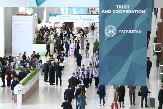 The XVI International Economic Forum "RUSSIA – ISLAMIC WORLD: KAZANFORUM" 2025. Location: Russia, Republic of Tatarstan, Kazan. Author: Alexandr Kryazhev/Sputnik. KAZANFORUM 2025. On the sidelines
