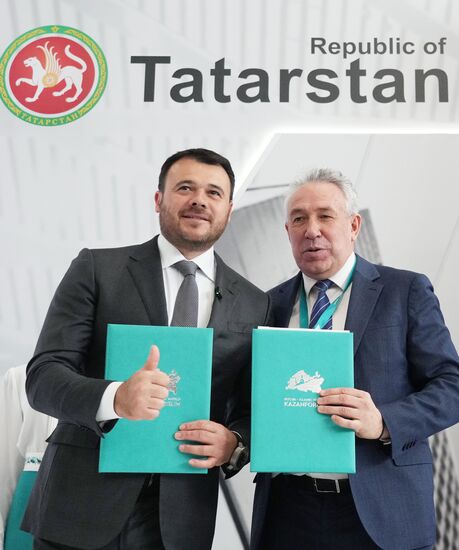 KAZANFORUM 2025. Signing ceremonies
