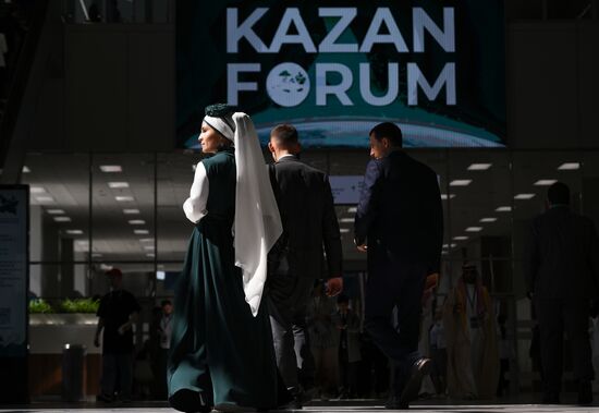 The XVI International Economic Forum "RUSSIA – ISLAMIC WORLD: KAZANFORUM" 2025. Location: Russia, Republic of Tatarstan, Kazan. Author: Vladimir Astapkovich/Sputnik. KAZANFORUM 2025. On the sidelines