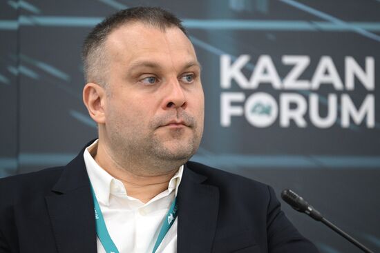 KAZANFORUM 2025. Issues of Investment Cooperation in the Development of Industrial and Trade Cooperation Between Russia and the UAE