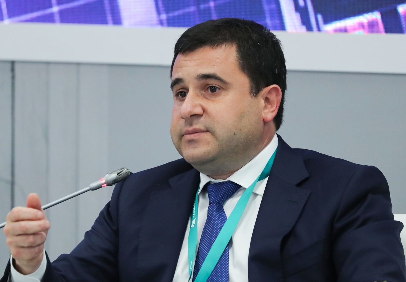 KAZANFORUM 2025. Plenary session: "Global trends in real estate: adaptability, digitalization and investments in the era of change"