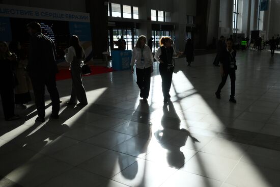On the sidelines of the XVI International Economic Forum "RUSSIA - ISLAMIC WORLD: KAZANFORUM." Location: Russia, Republic of Tatarstan, Kazan. Author: Maxim Platonov/Sputnik. KAZANFORUM 2025. On the sidelines