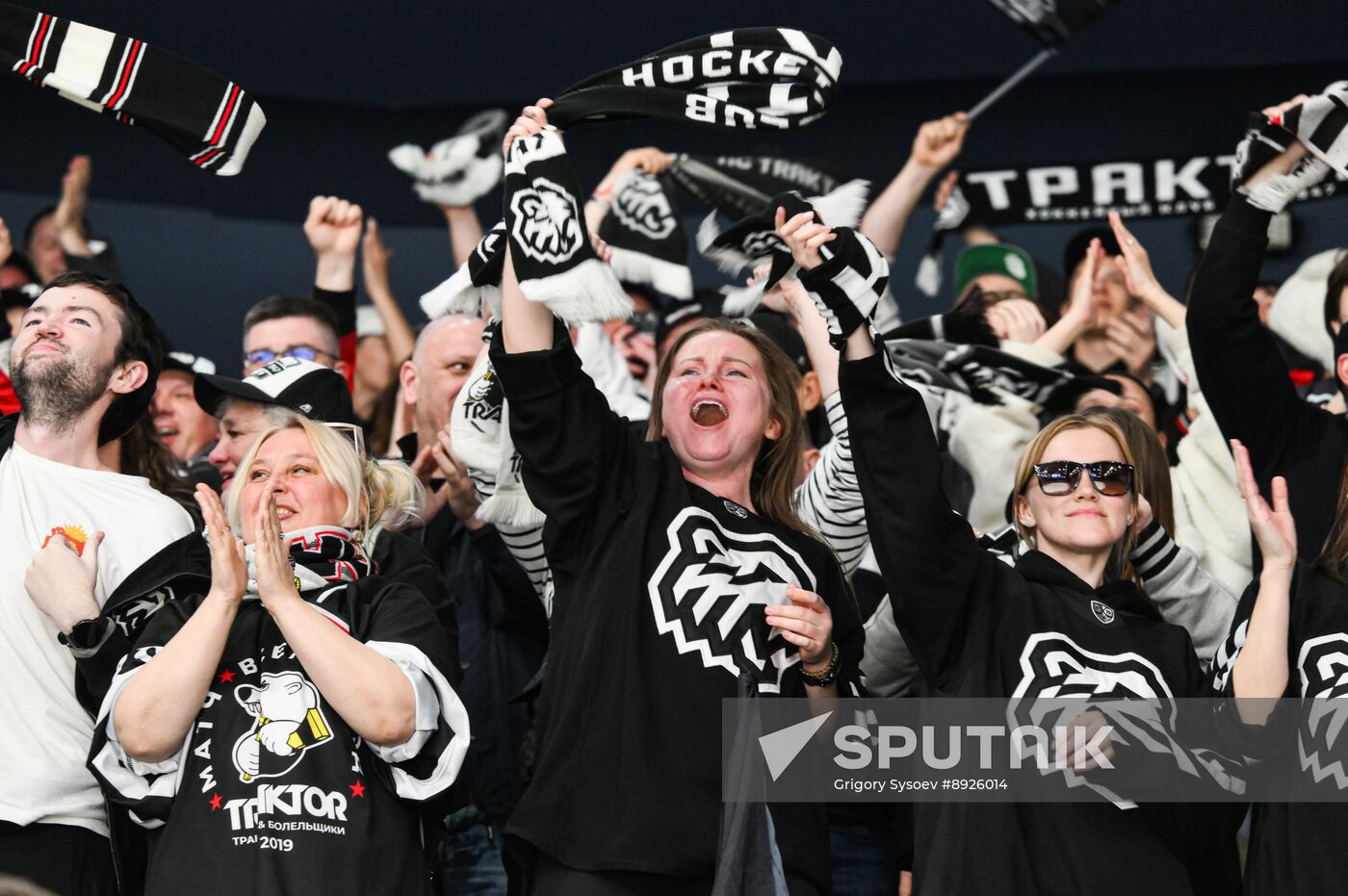 Russia Ice Hockey Kontinental League Lokomotiv - Traktor
