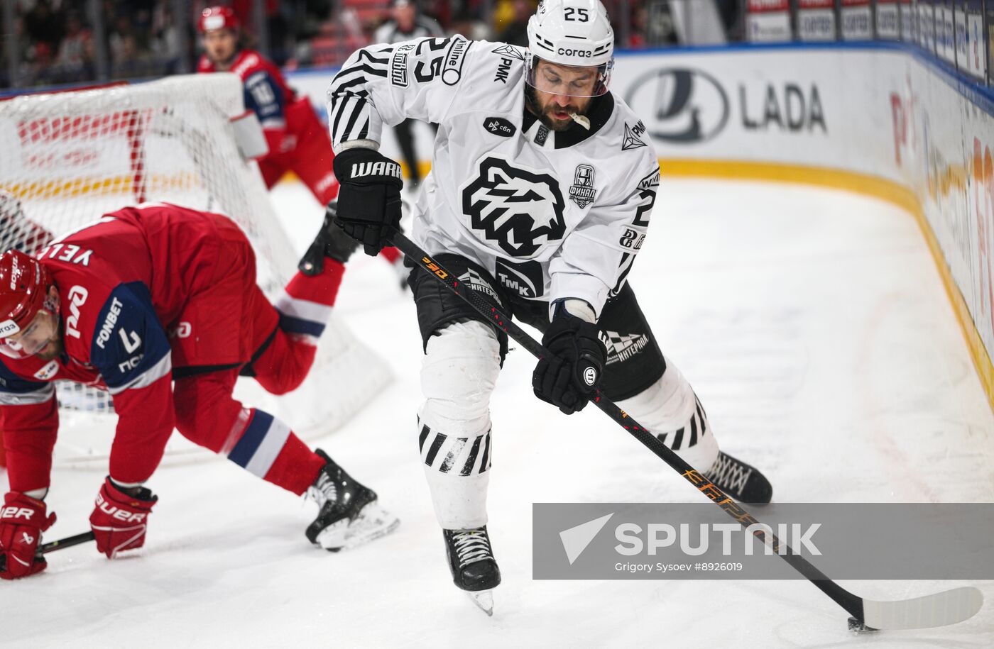 Russia Ice Hockey Kontinental League Lokomotiv - Traktor