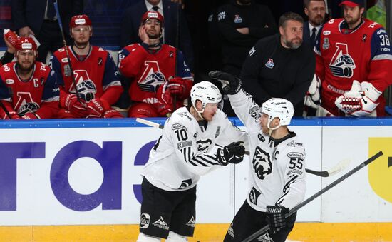 Russia Ice Hockey Kontinental League Lokomotiv - Traktor
