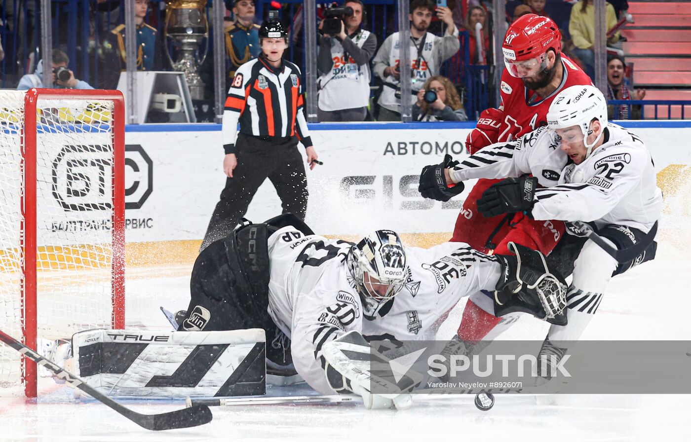 Russia Ice Hockey Kontinental League Lokomotiv - Traktor