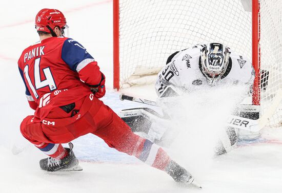 Russia Ice Hockey Kontinental League Lokomotiv - Traktor