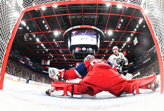 Russia Ice Hockey Kontinental League Lokomotiv - Traktor