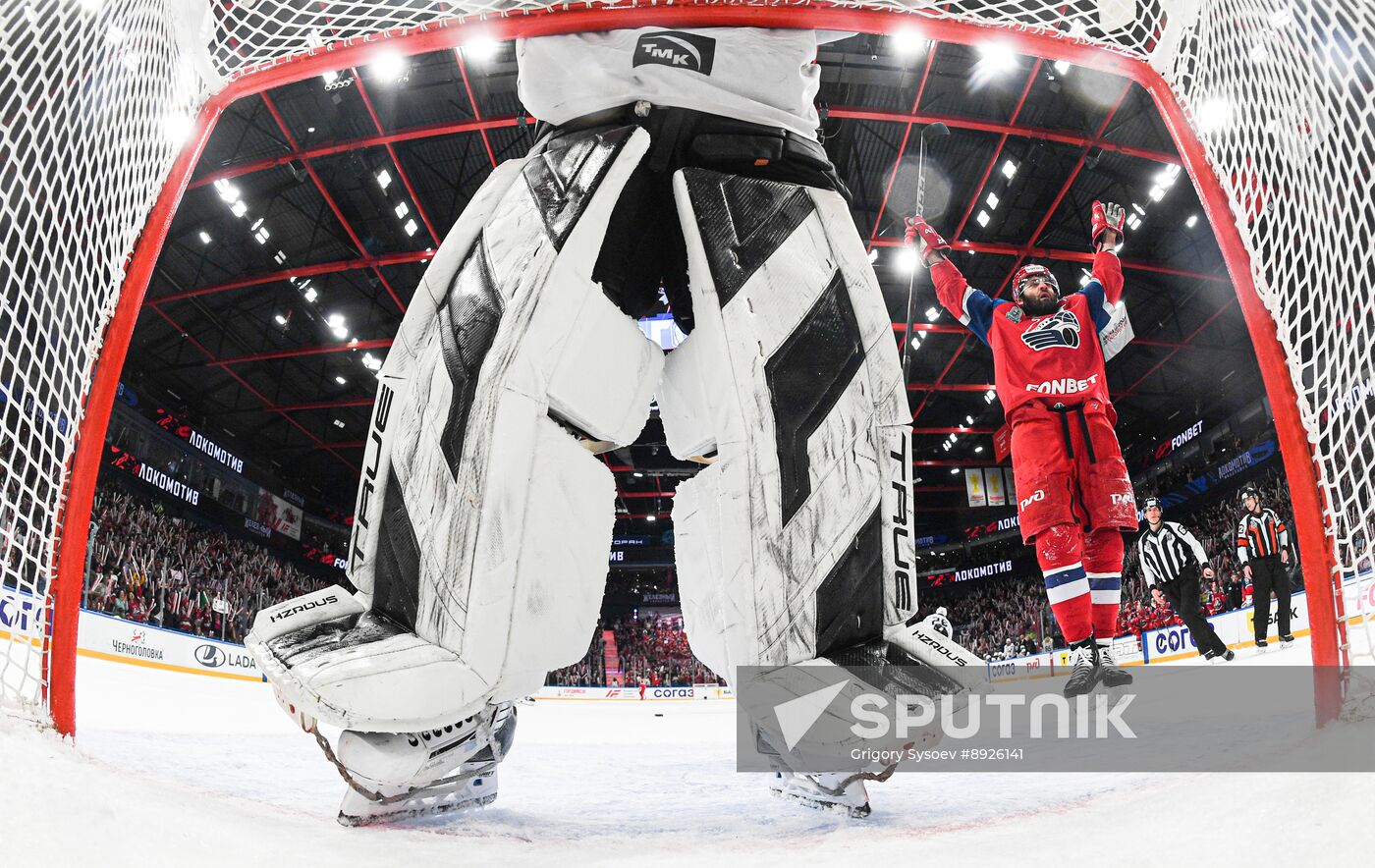 Russia Ice Hockey Kontinental League Lokomotiv - Traktor
