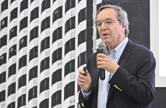 KAZANFORUM 2025. Lecture by Guillermo Peñalosa