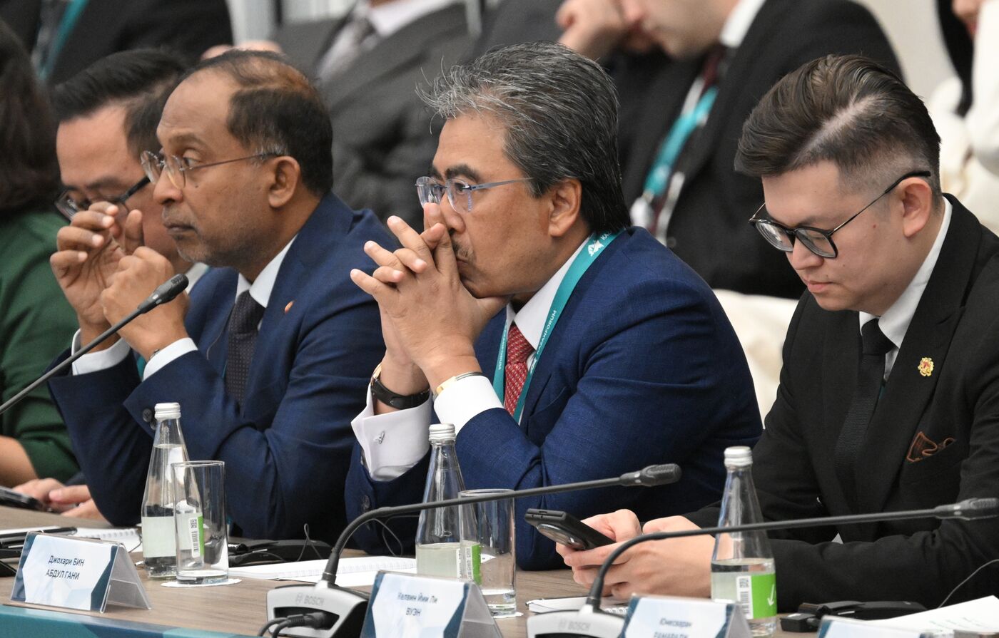 KAZANFORUM 2025. Plenary session: Digitalization: New Reality and Additional Opportunities For Expanding Cooperation