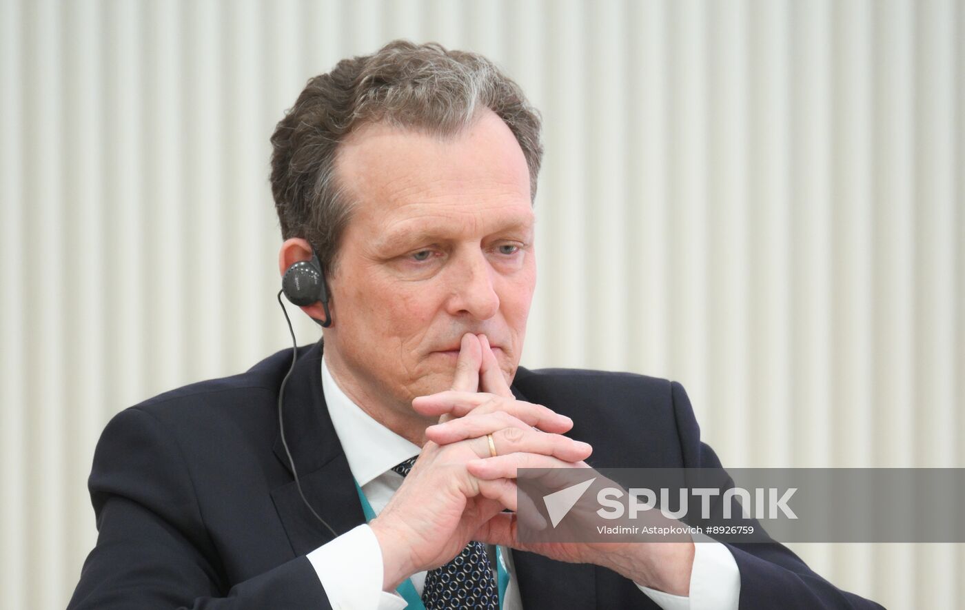 KAZANFORUM 2025. Business Dialogue of Women Russia - Islamic World