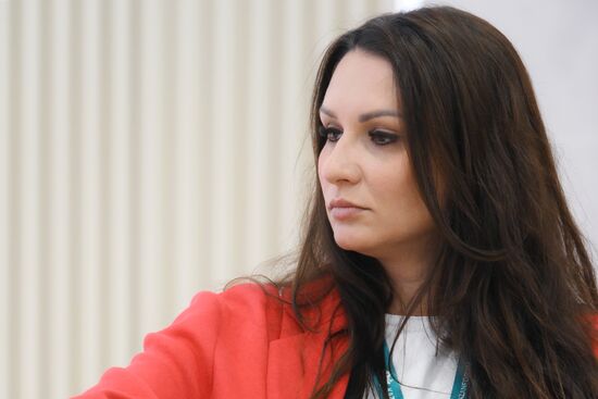 KAZANFORUM 2025. Business Dialogue of Women Russia - Islamic World
