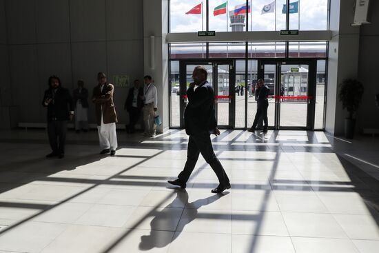 On the sidelines of the XVI International Economic Forum "RUSSIA - ISLAMIC WORLD: KAZANFORUM." Location: Russia, Republic of Tatarstan, Kazan. Author: Anatoly Medved/Sputnik. "KAZANFORUM" 2025. On the sidelines