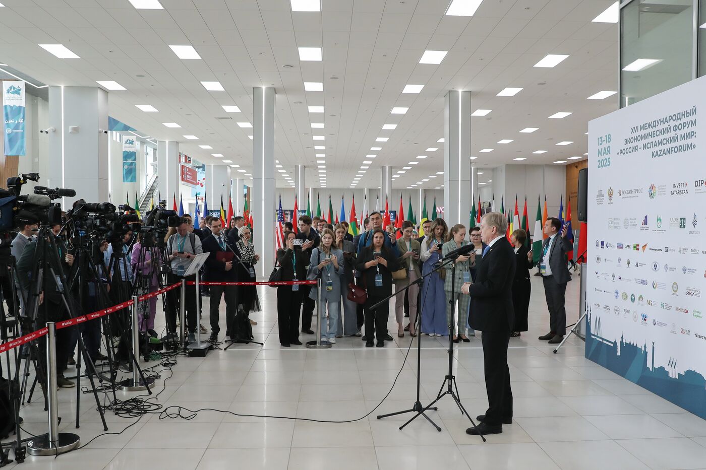 KAZANFORUM 2025. Press scrums
