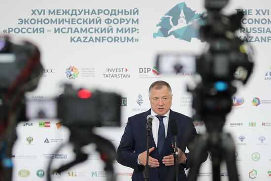 KAZANFORUM 2025. Press scrums