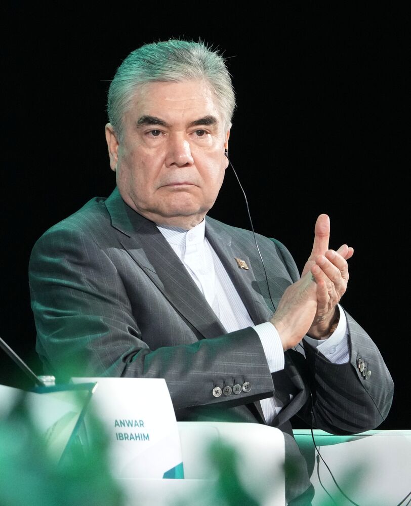 KAZANFORUM 2025. Plenary session: Digitalization: New Reality and Additional Opportunities For Expanding Cooperation