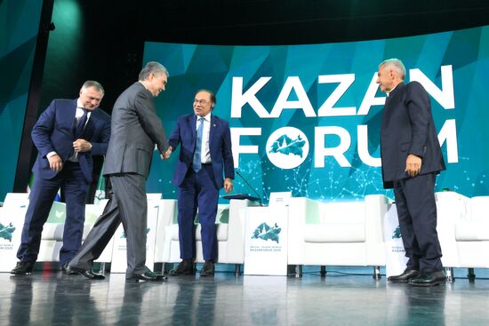 KAZANFORUM 2025. Plenary session: Digitalization: New Reality and Additional Opportunities For Expanding Cooperation