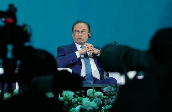 KAZANFORUM 2025. Plenary session: Digitalization: New Reality and Additional Opportunities For Expanding Cooperation
