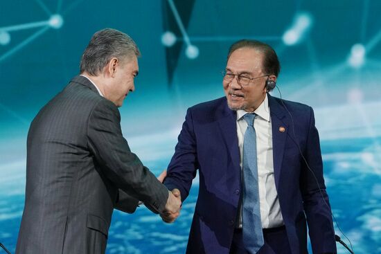 KAZANFORUM 2025. Plenary session: Digitalization: New Reality and Additional Opportunities For Expanding Cooperation