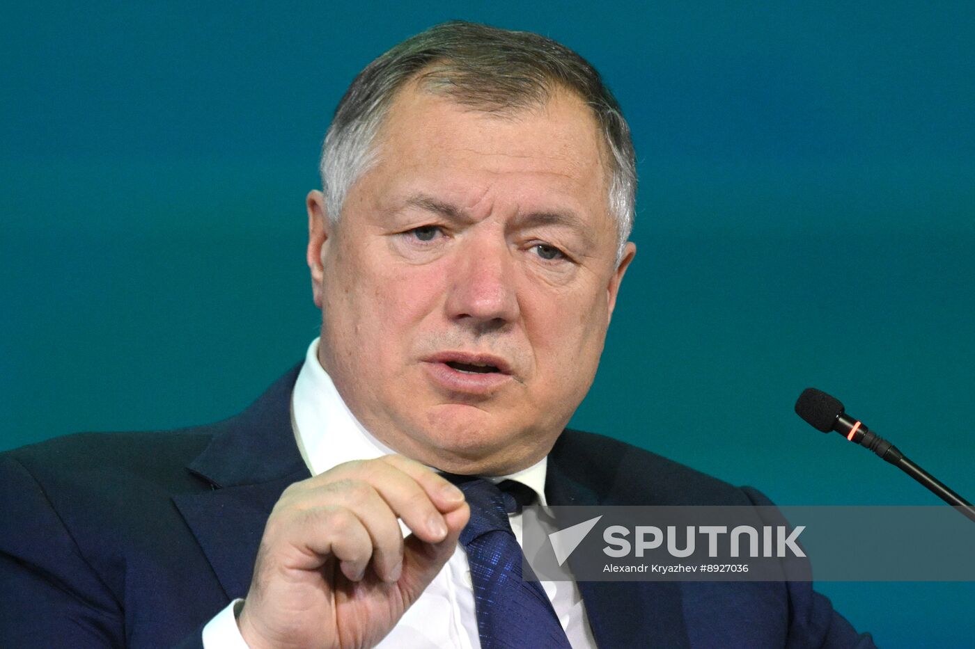 KAZANFORUM 2025. Plenary session: Digitalization: New Reality and Additional Opportunities For Expanding Cooperation