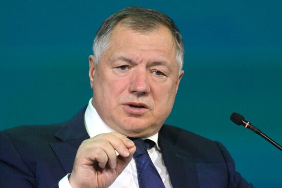 KAZANFORUM 2025. Plenary session: Digitalization: New Reality and Additional Opportunities For Expanding Cooperation