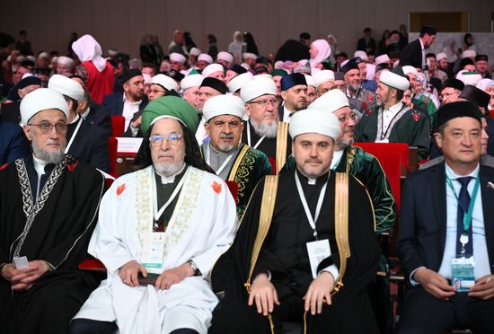 KAZANFORUM 2025. Plenary meeting of XV All-Russian Forum of Tatar Religious Leaders titled “National Identity and Religion”