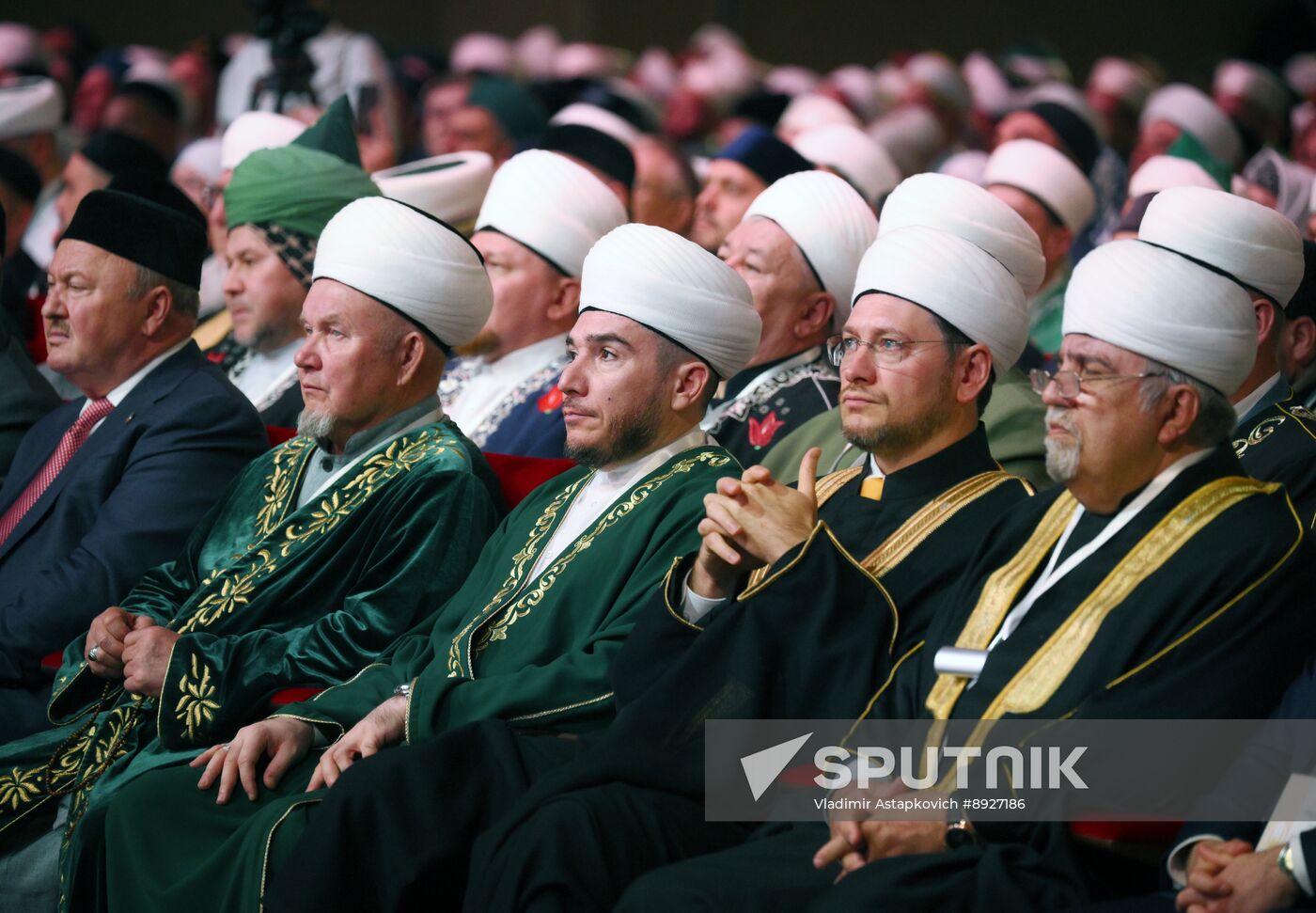 KAZANFORUM 2025. Plenary meeting of XV All-Russian Forum of Tatar Religious Leaders titled “National Identity and Religion”