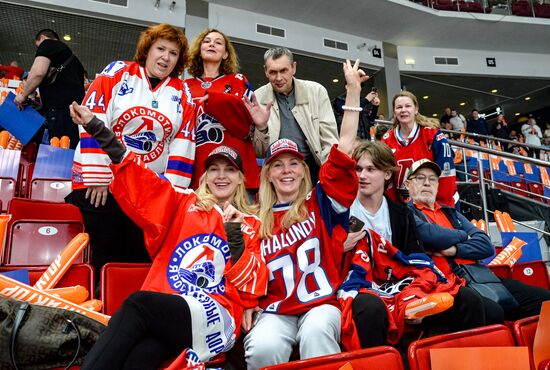 Russia Ice Hockey Kontinental League Traktor - Lokomotiv