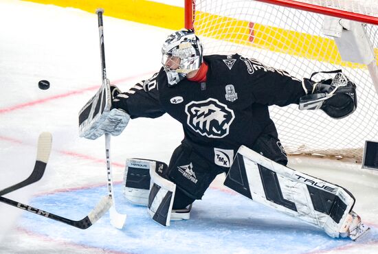 Russia Ice Hockey Kontinental League Traktor - Lokomotiv