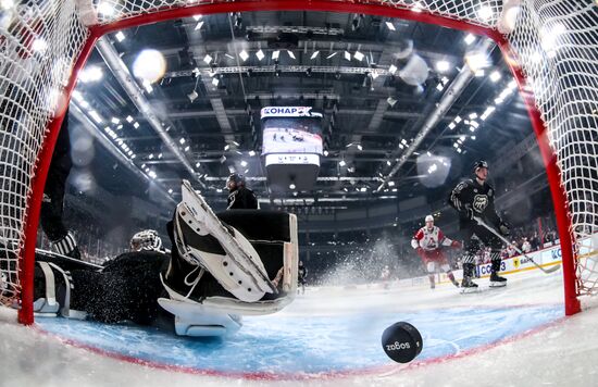 Russia Ice Hockey Kontinental League Traktor - Lokomotiv