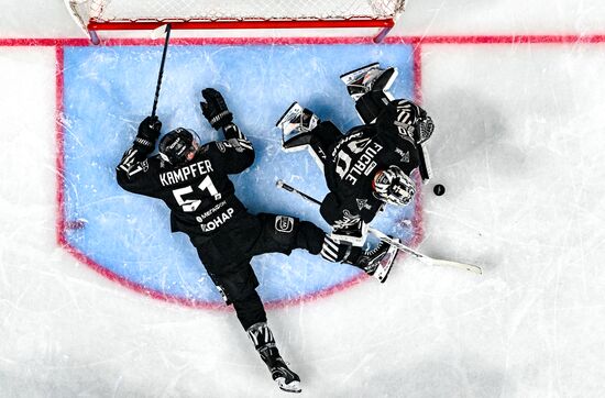 Russia Ice Hockey Kontinental League Traktor - Lokomotiv