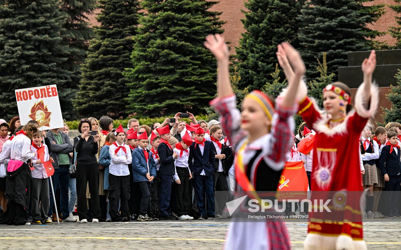 Russia Pioneers Inauguration Ceremony