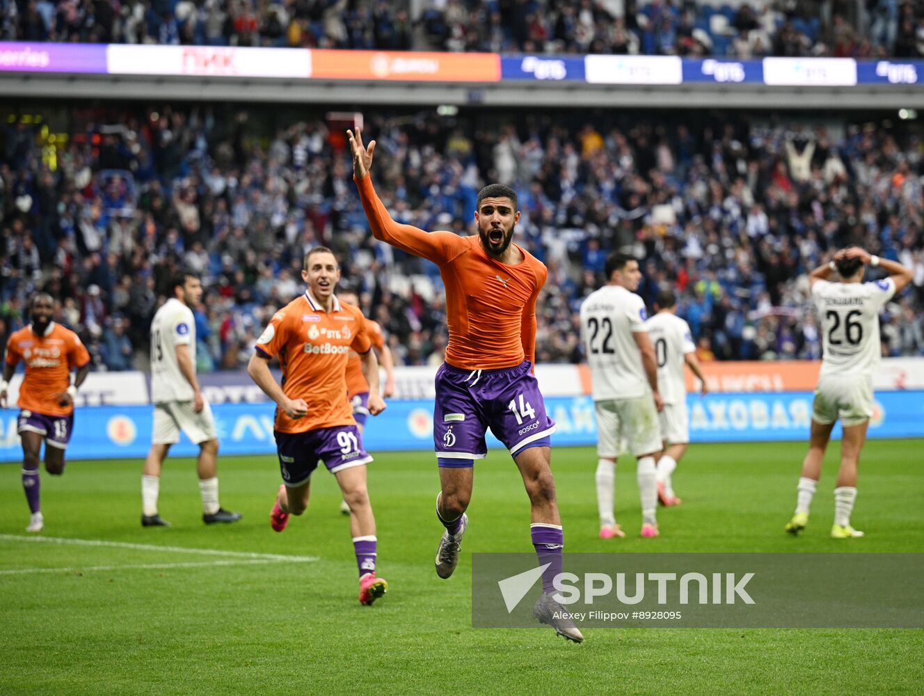 Russia Soccer Premier-League Dynamo - Akron