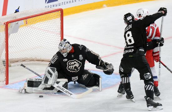 Russia Ice Hockey Kontinental League Traktor - Lokomotiv