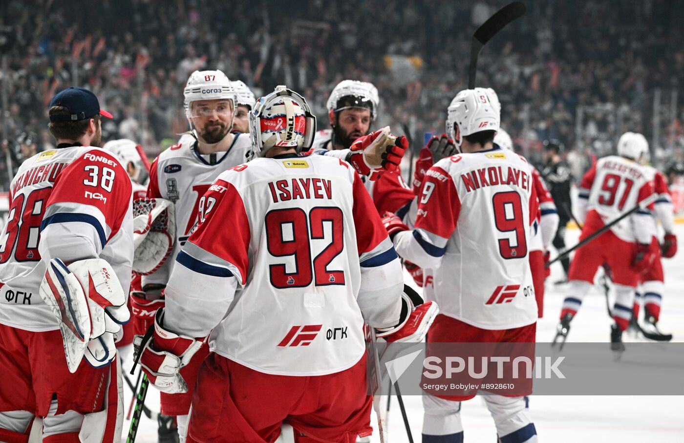 Russia Ice Hockey Kontinental League Traktor - Lokomotiv