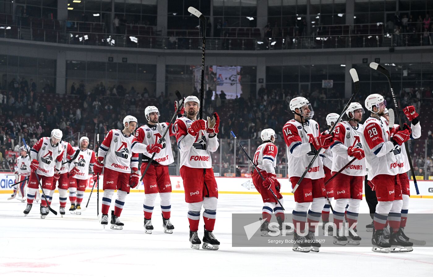Russia Ice Hockey Kontinental League Traktor - Lokomotiv