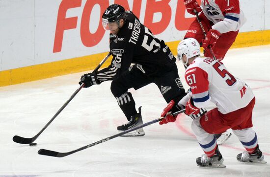 Russia Ice Hockey Kontinental League Traktor - Lokomotiv