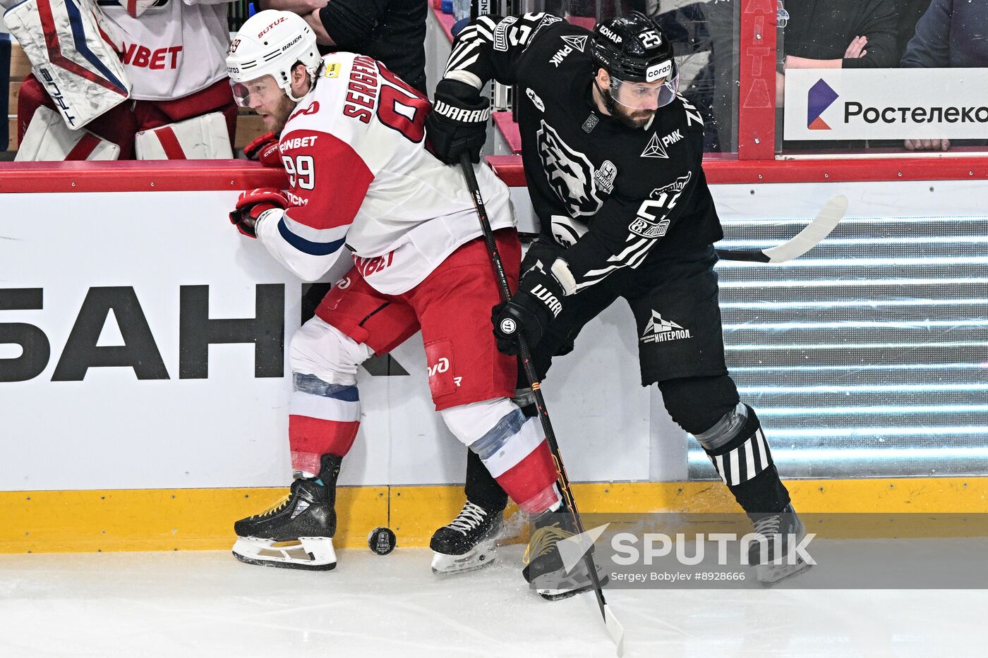 Russia Ice Hockey Kontinental League Traktor - Lokomotiv