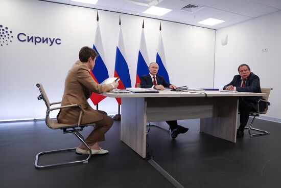 Russia Putin Southern Federal District