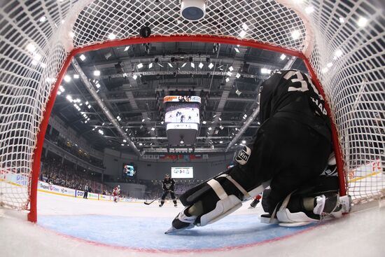 Russia Ice Hockey Kontinental League Traktor - Lokomotiv