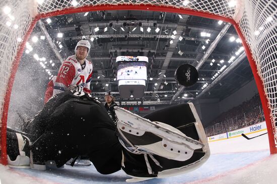 Russia Ice Hockey Kontinental League Traktor - Lokomotiv